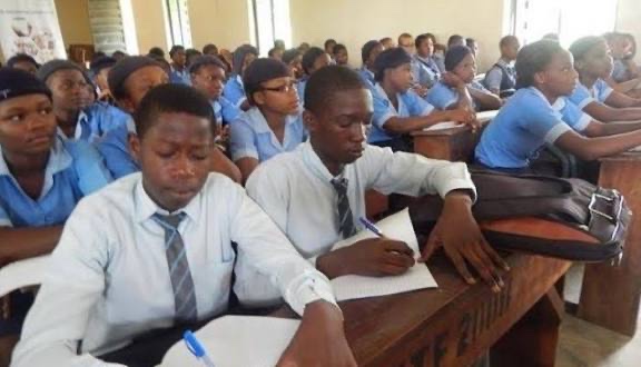 Federal Government Bans Admission and Transfer of SS3 Students in Secondary Schools
