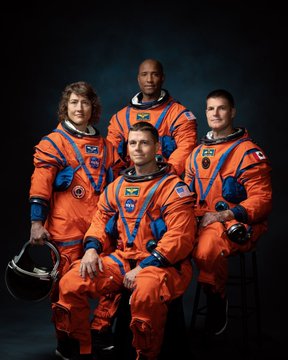 WORLD NEWS: Artemis II Crew Breaks Apollo 13 Distance Record